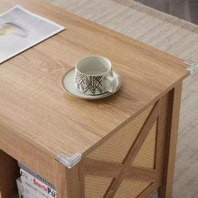 Tavolino da Caffè Rettangolare in Truciolare Color Rovere con Intreccio in Rattan di Bambù, Allungabile e Sollevabile